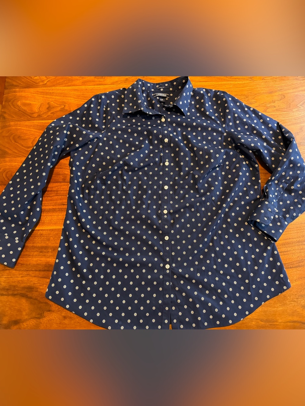 Lands’ End Like New No Iron Supima Cotton Slim Fit Shirt Women’s Size 16W Daisy
